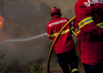 Bombeiros de Leiria garantem socorro, mas não comunicam ocorrências