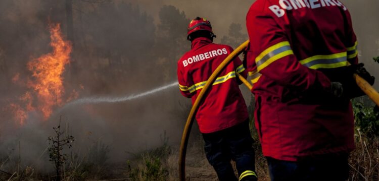 Bombeiros de Leiria garantem socorro, mas não comunicam ocorrências