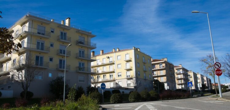 Moradores reclamam melhorias na Urbanização de Santa Clara