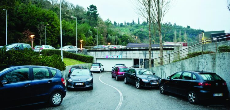 Parque da Fonte Quente gratuito na primeira meia hora