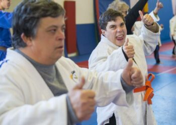 Começaram os dias felizes no tatami da Marinha Grande