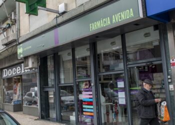 Grupo Antunes compra Farmácia Avenida e muda-a para novo local