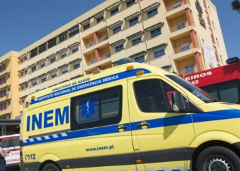 Macas retidas no hospital de Leiria deixam dezenas de ambulâncias inoperativas
