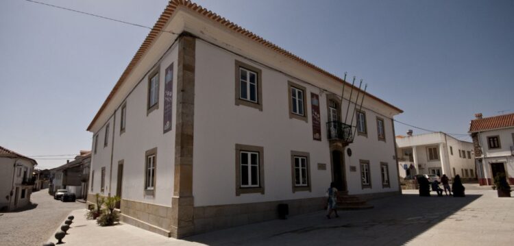 Pedrógão Grande contrata trabalhadores através de “testa de ferro”