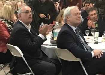 Santana Lopes propõe Carlos Poço como cabeça-de-lista à AR