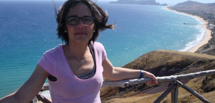 A menina da rádio voou para a Madeira