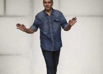 “Ilusão do Real” aborda o Design de Moda e as roupas de teatro