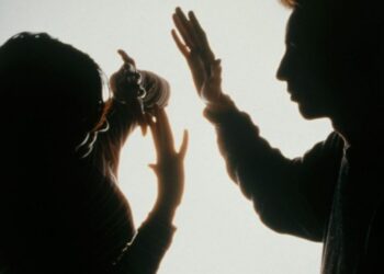 Suspeito de violência doméstica internado compulsivamente