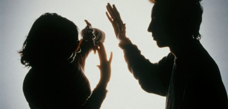 Suspeito de violência doméstica internado compulsivamente