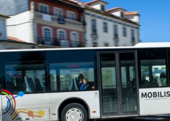 Transportes urbanos do distrito com mais de dez milhões de passageiros