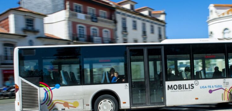 Transportes urbanos do distrito com mais de dez milhões de passageiros