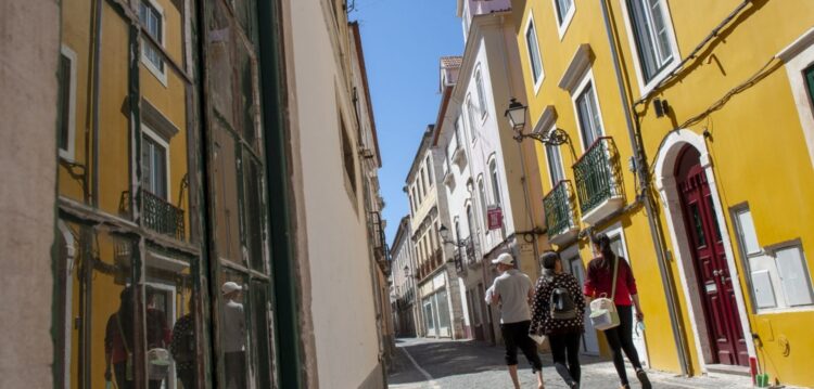 Identificados 14 espaços de Leiria que podem ser lojas com história