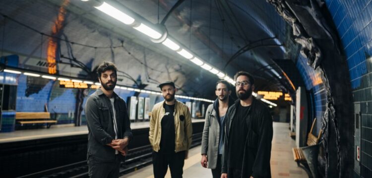 O som “Quase Pop” dos Quinta-feira 12