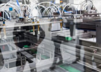 Robots poderão obrigar 130 mil trabalhadores a mudar de emprego na zona Centro