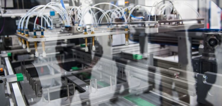 Robots poderão obrigar 130 mil trabalhadores a mudar de emprego na zona Centro