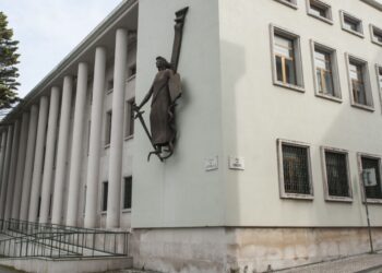 Tribunal de Leiria condena acusados de homicídio a penas de 12 e 13 anos de prisão