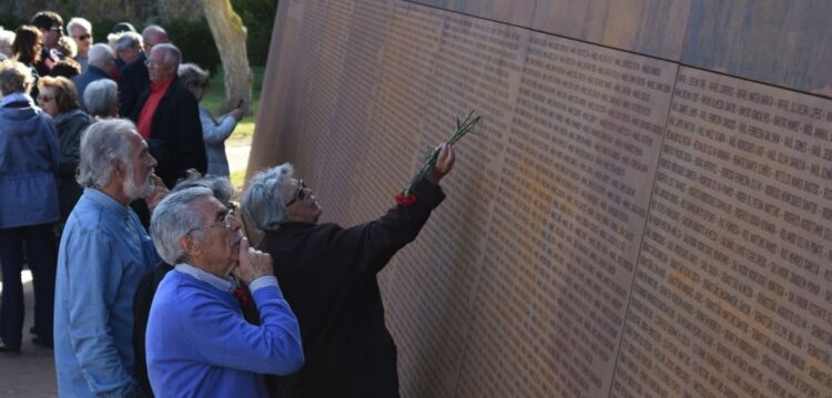 Há 145 nomes do distrito de Leiria no memorial antifascista