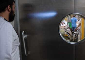 Ministério da Saúde abre vagas para 56 médicos na região de Leiria
