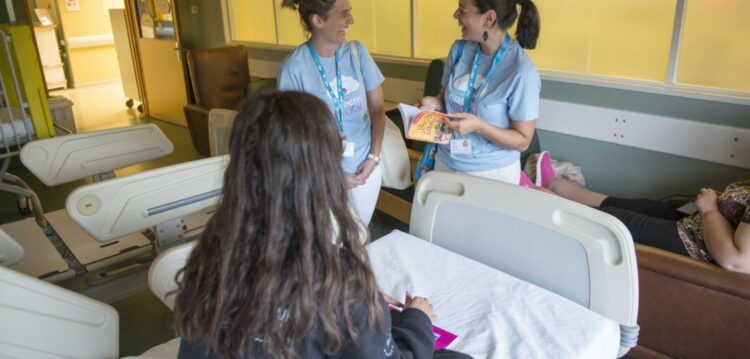 ‘Nuvens’ dão as boas noites a doentes da Pediatria de Leiria
