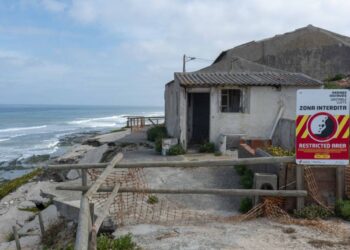 Praias da região estão a encolher. As barragens são o principal culpado