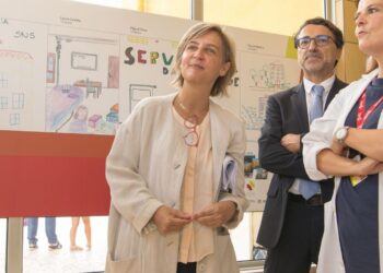 Ministra da Saúde celebra SNS em Leiria e ouve vários pedidos