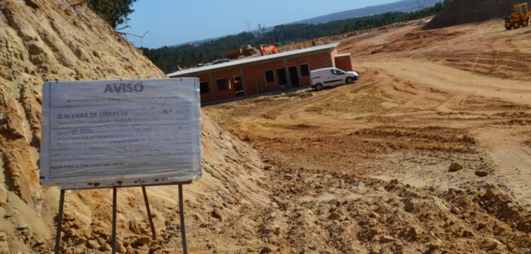Moradores acusam Lusiaves de desrespeitar providência cautelar