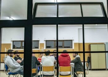Arte, ciência e negócios fazem renascer antigas escolas primárias