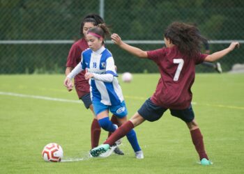 Meninas de coragem que só querem jogar à bola