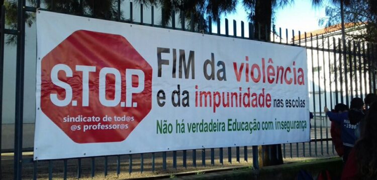 Greve encerra Escola José Saraiva