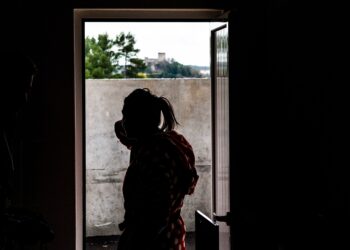 Moradores do Bairro da Integração contestam construção de muro