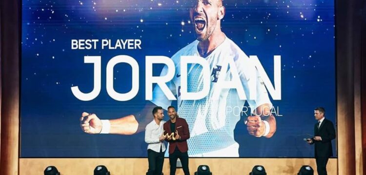 Nazareno Jordan Santos é o melhor jogador de futebol de praia do Mundo