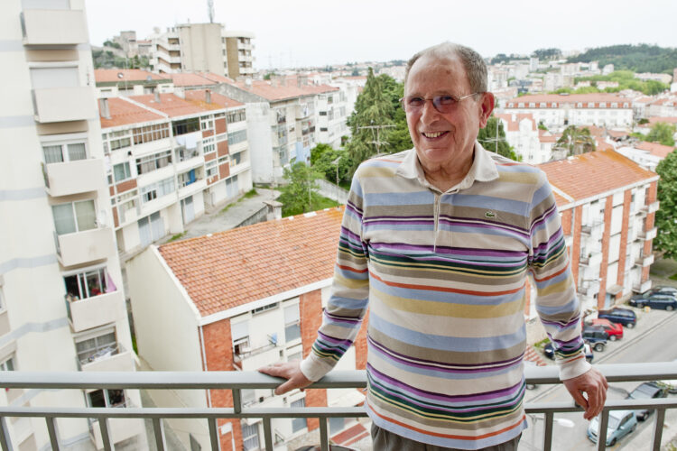Município de Leiria garante ser “totalmente alheio à homenagem” a Lemos Proença