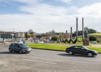 Via bus, mais 330 estacionamentos e novas rotundas em Porto Moniz