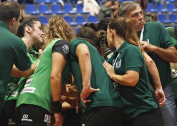 Andebol: SIR 1.º de Maio apura-se para os oitavos-de-final da Challenge Cup