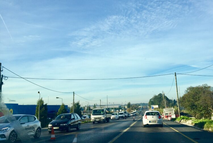 Vida complicada para quem circula no IC2, a norte de Leiria