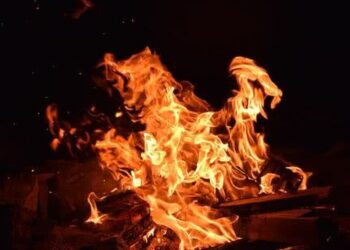 Em Mira de Aire, o Natal é à volta da fogueira