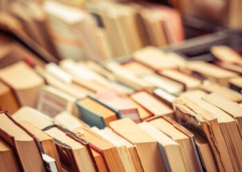 Biblioteca móvel leva livros às freguesias de Porto de Mós