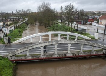 Tempestade Fabien coloca Distrito de Leiria sob aviso Laranja