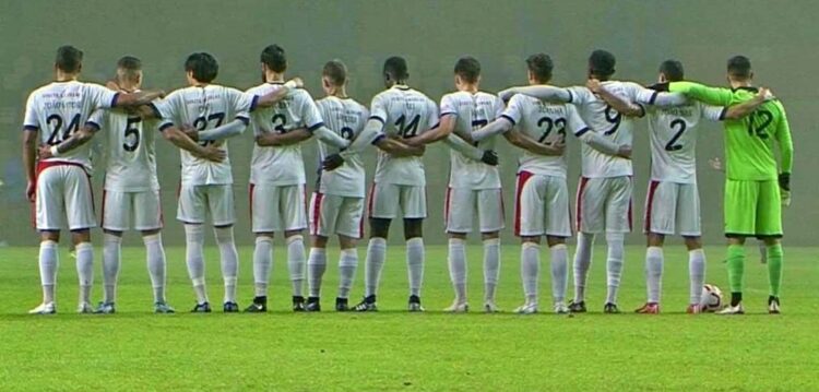 Jogadores da União de Leiria param jogo e alertam para salários em atraso