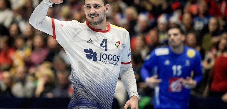 Dez golos do leiriense Portela e a qualificação garantida para a segunda fase do Europeu