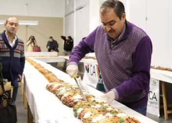 Quarenta metros de bolo-rei para comer em Pombal