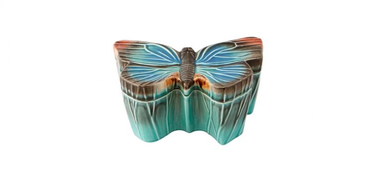 Cloudy Butterflies, a colecção da Bordallo Pinheiro assinada por Claudia Schiffer