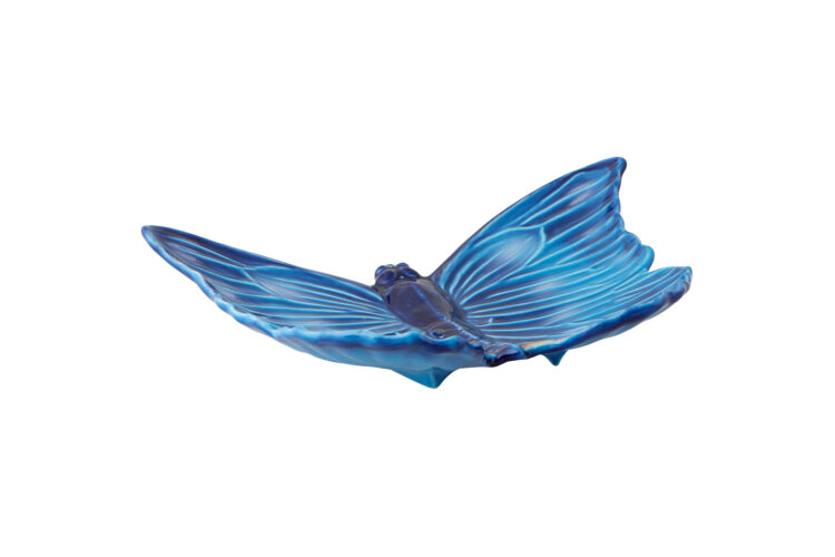 Cloudy Butterflies, as peças que Claudia Schiffer assina para a Bordallo Pinheiro