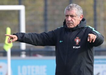 Óbidos homenageia Fernando Santos