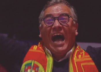 O prodígio, o fanático e o doutor
