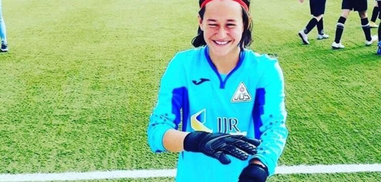 Menina de Santa Catarina da Serra chamada à baliza da selecção nacional