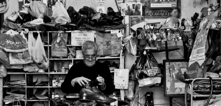 Morreu Viriato Relvas, sapateiro de Leiria