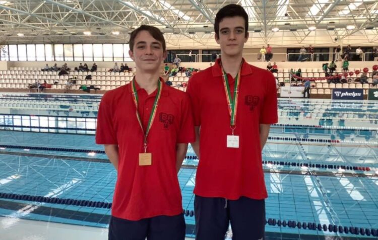 Vítor Clara é campeão nacional dos 5.000 metros livres