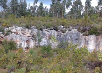 Município suspende PDM para protecção ambiental e defesa das pedreiras históricas do Mosteiro da Batalha