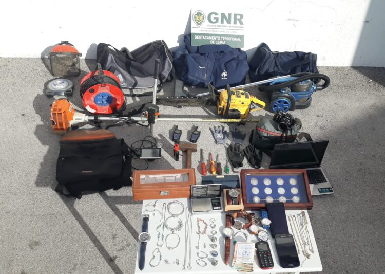 GNR identifica dois suspeitos de furto em residências na região de Leiria